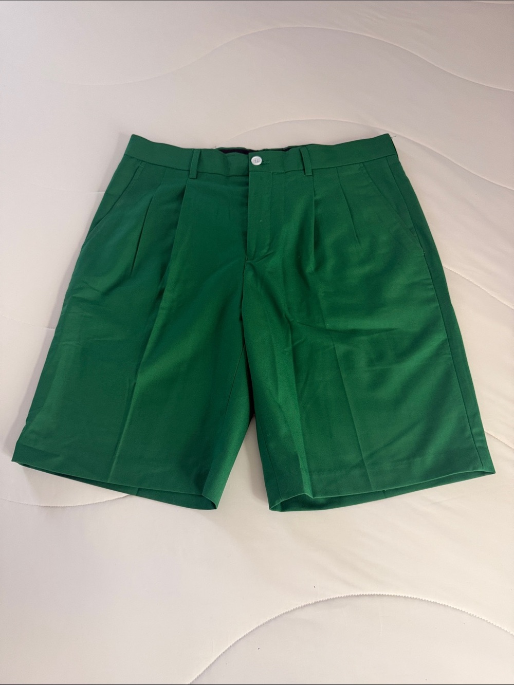 Men's Green Flat Front Tailored Shorts